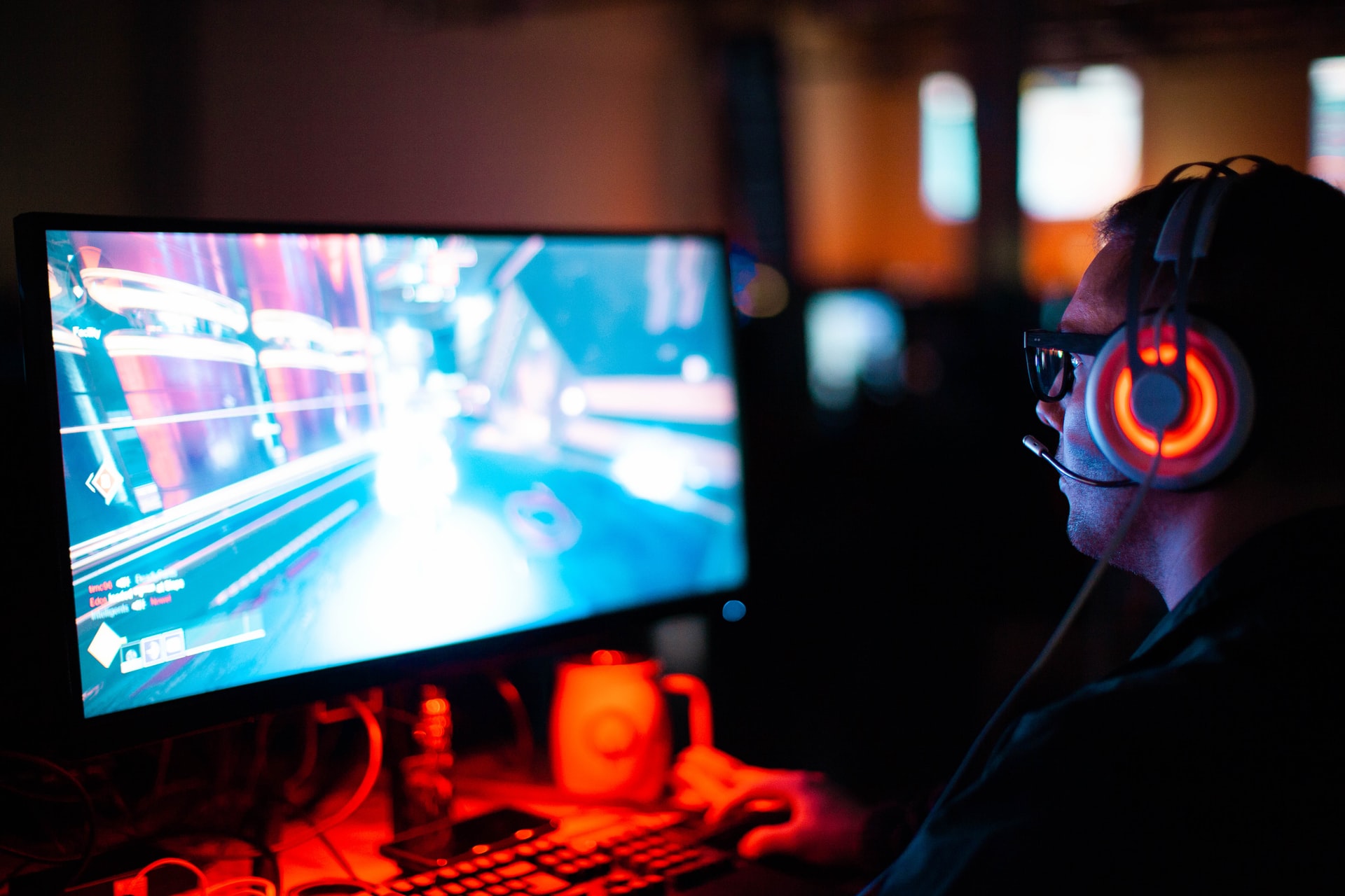 How To Turn Your Video Game Hobby Into a Career - fluttercentral.com