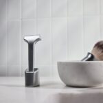Supply razor, shaving brush and bowl arranged for a grooming ritual
