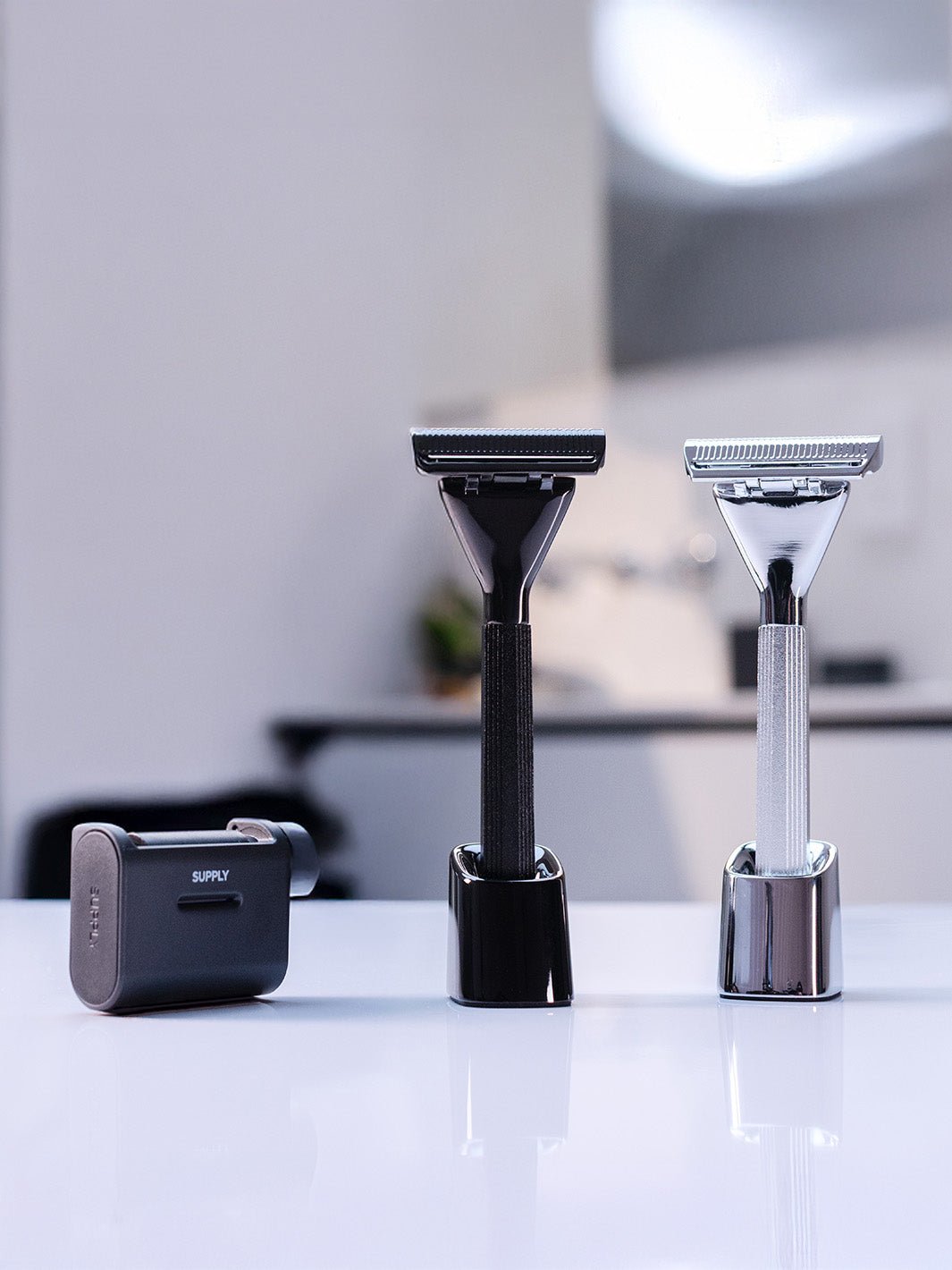 Supply Single Edge MAX razor product photograph
