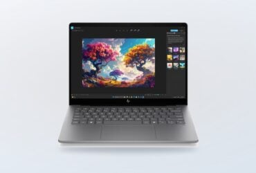 Silver HP OmniBook 7 laptop shown from the front