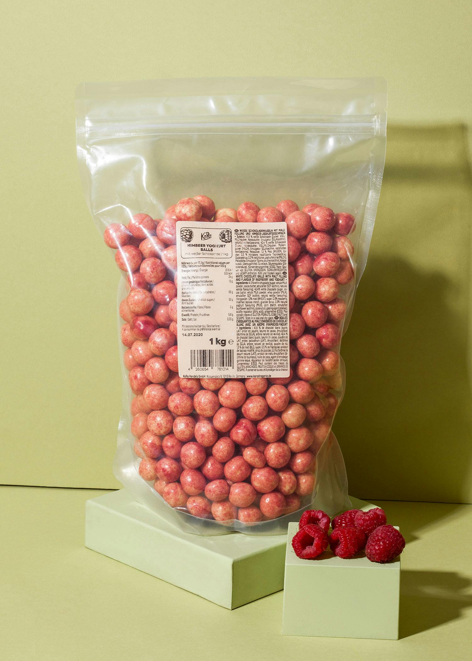 Himbeer Crispy Balls mit weißer Schokolade von Korodrogerie