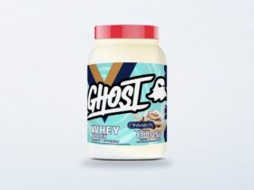 Ghost 100% Whey proteinpulver i produktförpackning